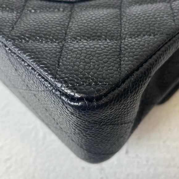 Chanel Classic Medium Black Caviar Flap - Picture 7 of 14